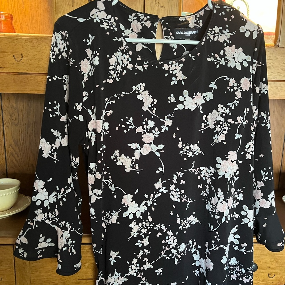 Karl Lagerfield Yessie blouse, trumpet sleeves, women’s  size Large